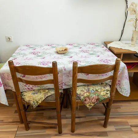 Vesna * Luka (Dugi Otok)